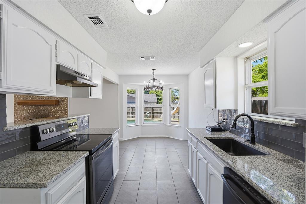 6021 Dusty Road Watauga, TX 76148 - Photo 11 of 37