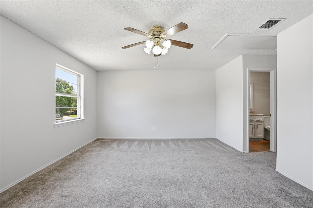 6021 Dusty Road Watauga, TX 76148 - Photo 17 of 37