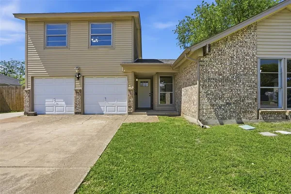 $349,900 | 6021 Dusty Road, Watauga, TX 76148