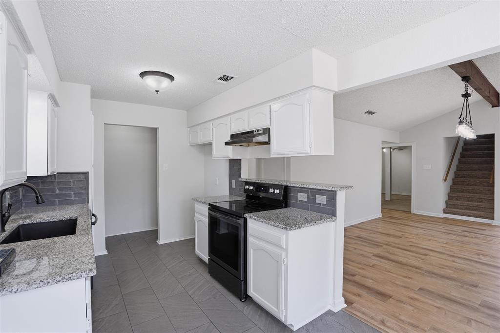 6021 Dusty Road Watauga, TX 76148 - Photo 9 of 37