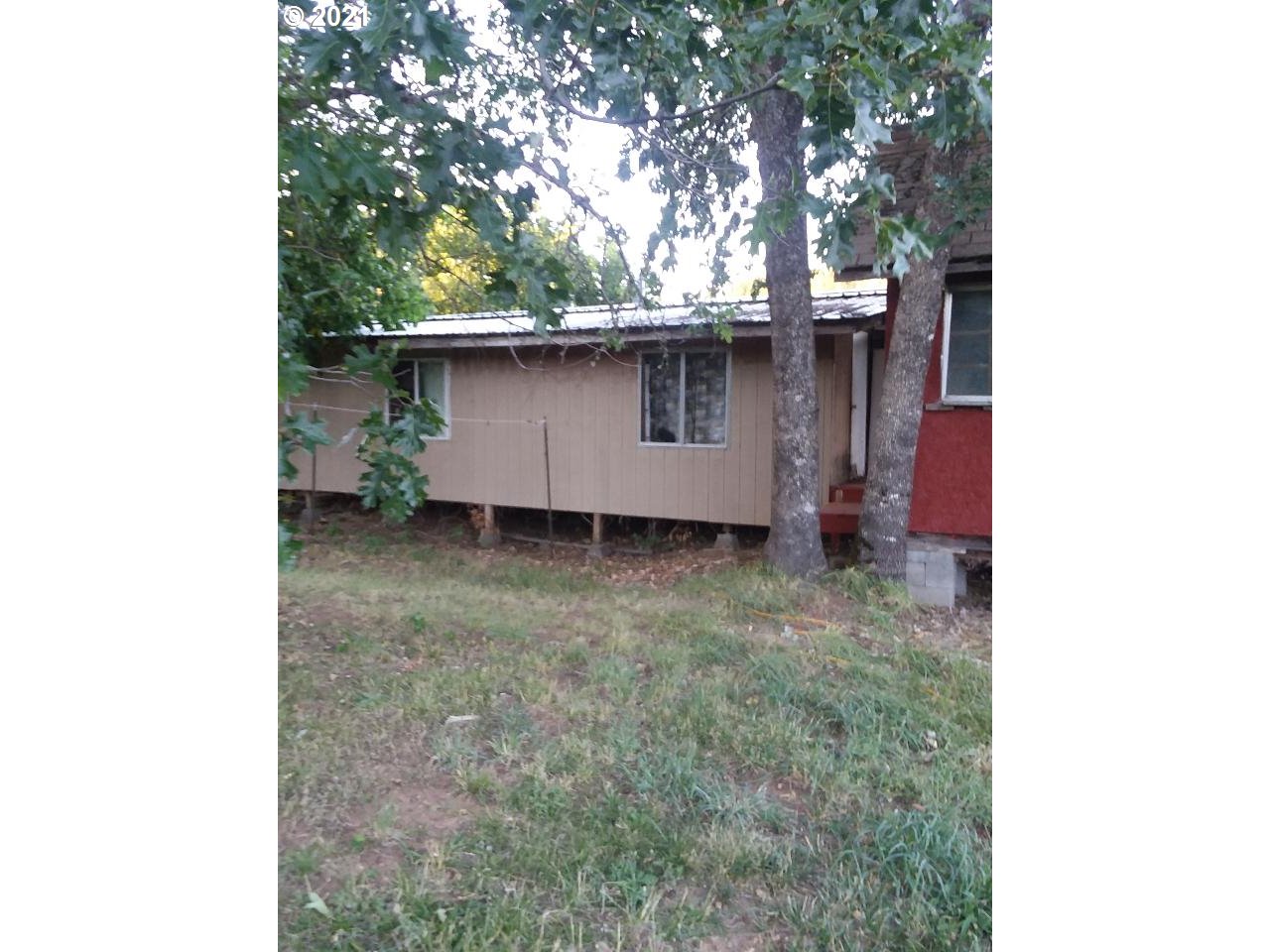 911 Deer Creek Road Selma, OR 97538 - Photo 14 of 19 Gallery Image 14