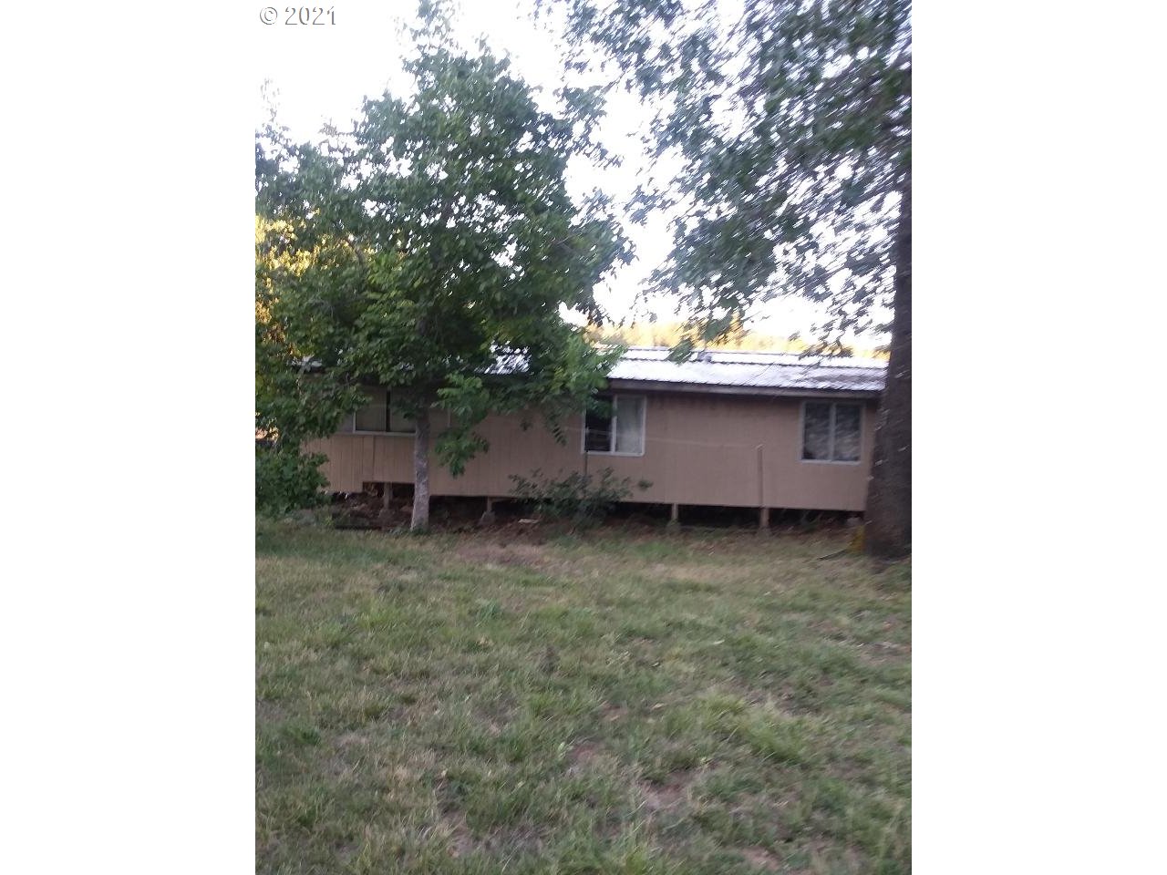 911 Deer Creek Road Selma, OR 97538 - Photo 15 of 19 Gallery Image 15