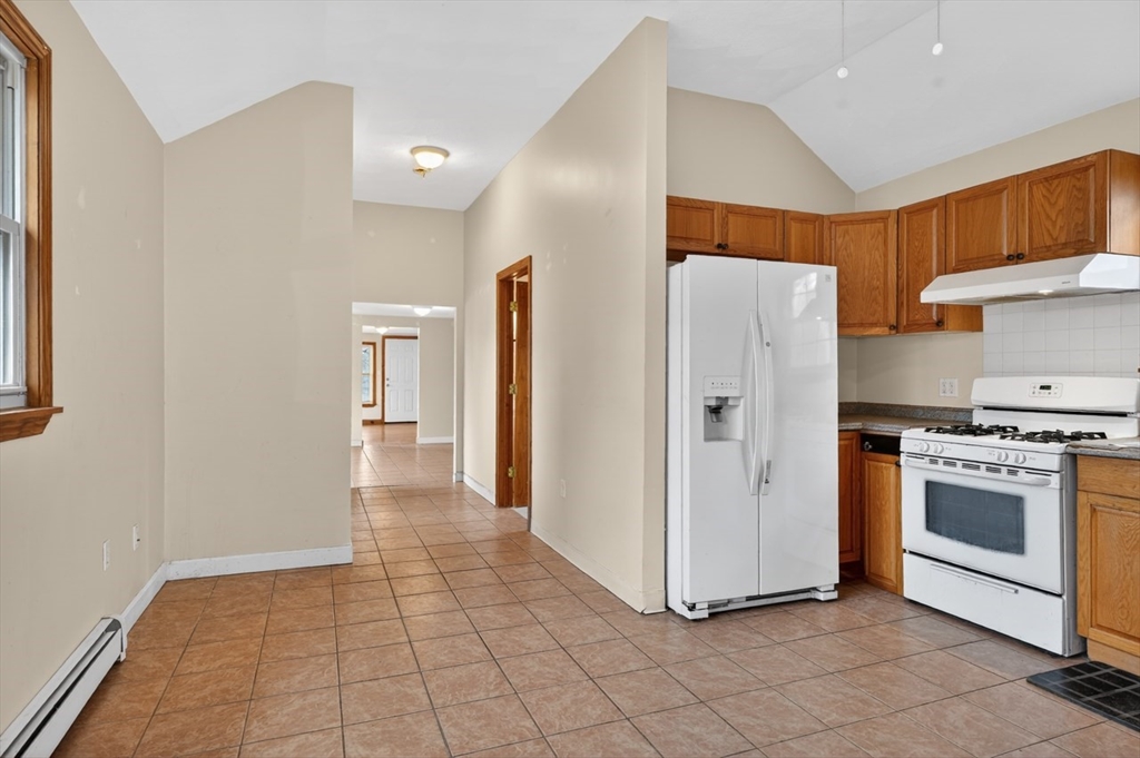 17 Mason Street Hudson, MA 01749 - Photo 12 of 28