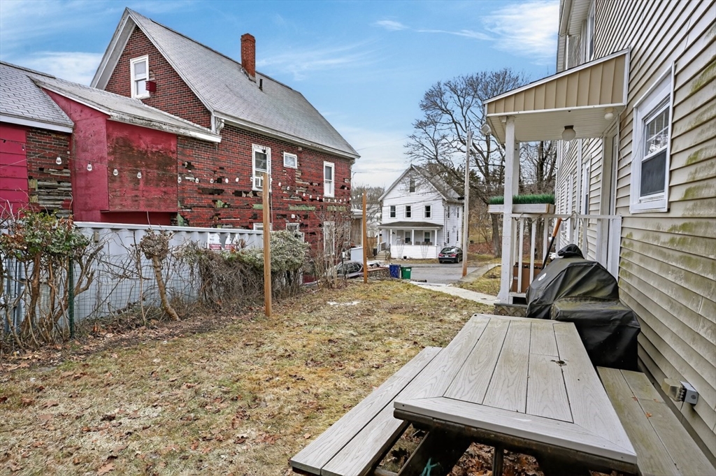 17 Mason Street Hudson, MA 01749 - Photo 25 of 28