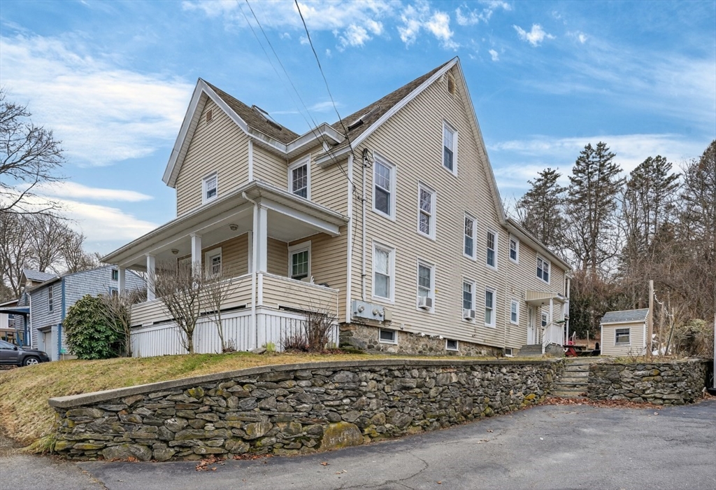 17 Mason Street Hudson, MA 01749 - Photo 26 of 28