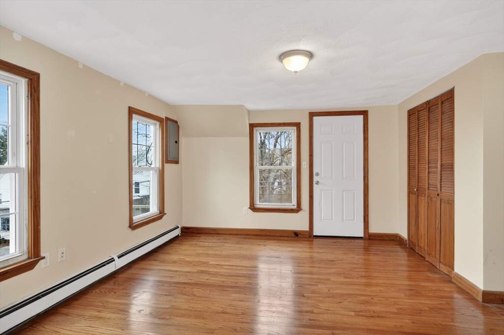 17 Mason Street Hudson, MA 01749 - Photo 6 of 28