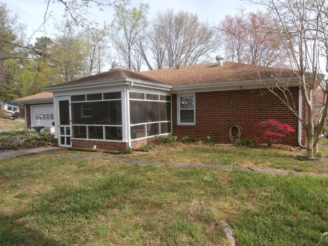 1140 Persinger Road Southwest Roanoke, VA 24015 - Photo 4 of 20 Yard/screened porch