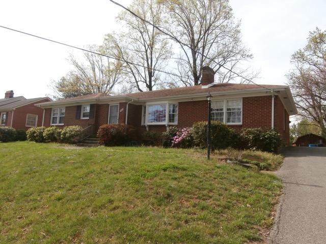 1140 Persinger Road Southwest Roanoke, VA 24015 - Photo 5 of 20 Front of Home