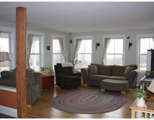 945 N Road Mount Vernon, ME 04352 - Photo 6 of 20 Living Room.