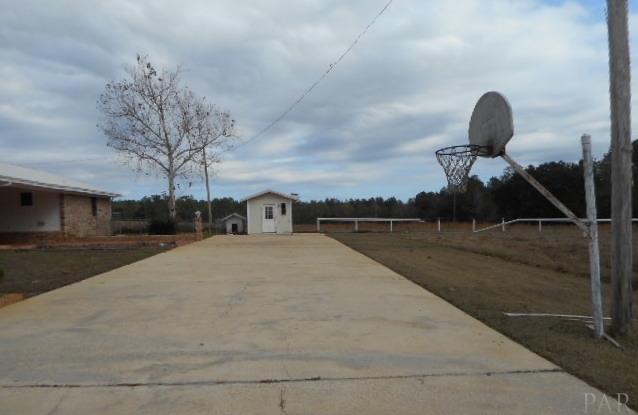 7136 Martin Road Milton, FL 32570 - Photo 21 of 22
