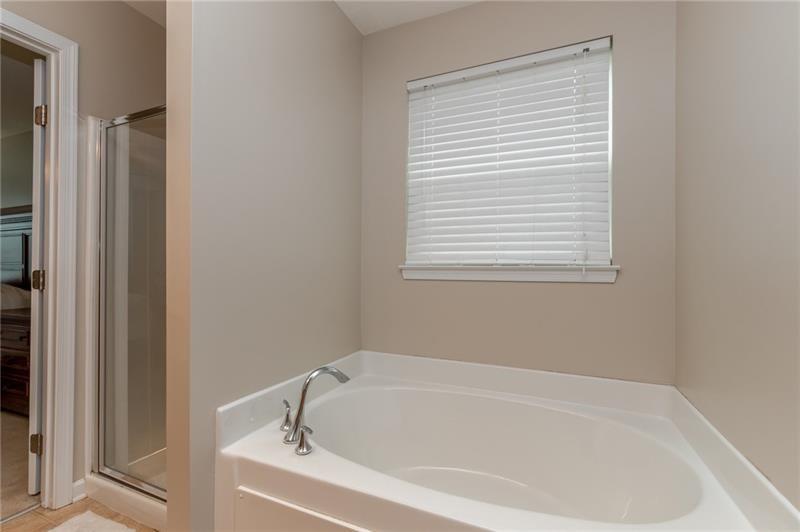 184 Broadstone Drive Mars, PA 16046 - Photo 14 of 24