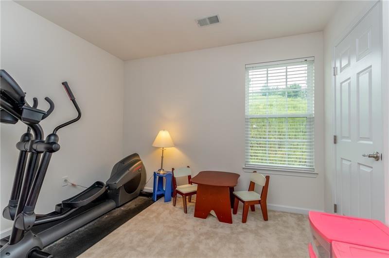 184 Broadstone Drive Mars, PA 16046 - Photo 16 of 24