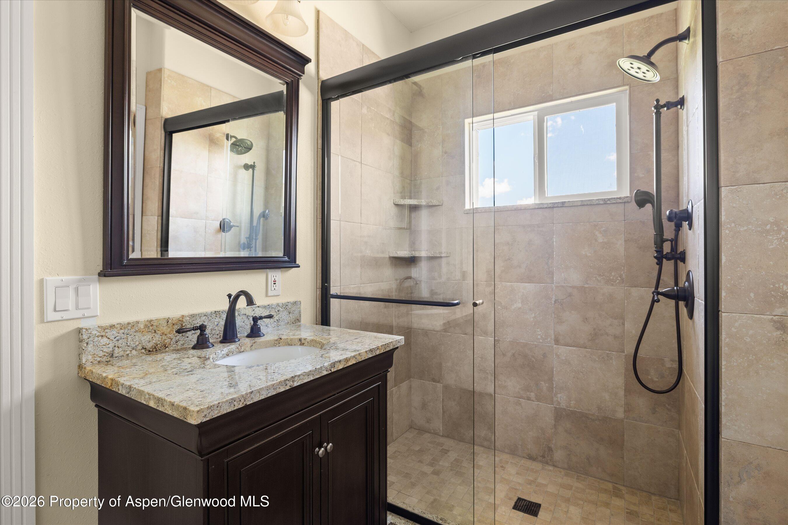 160 Spring Creek Road Basalt, CO 81621 - Photo 21 of 61 Guest Bath #1