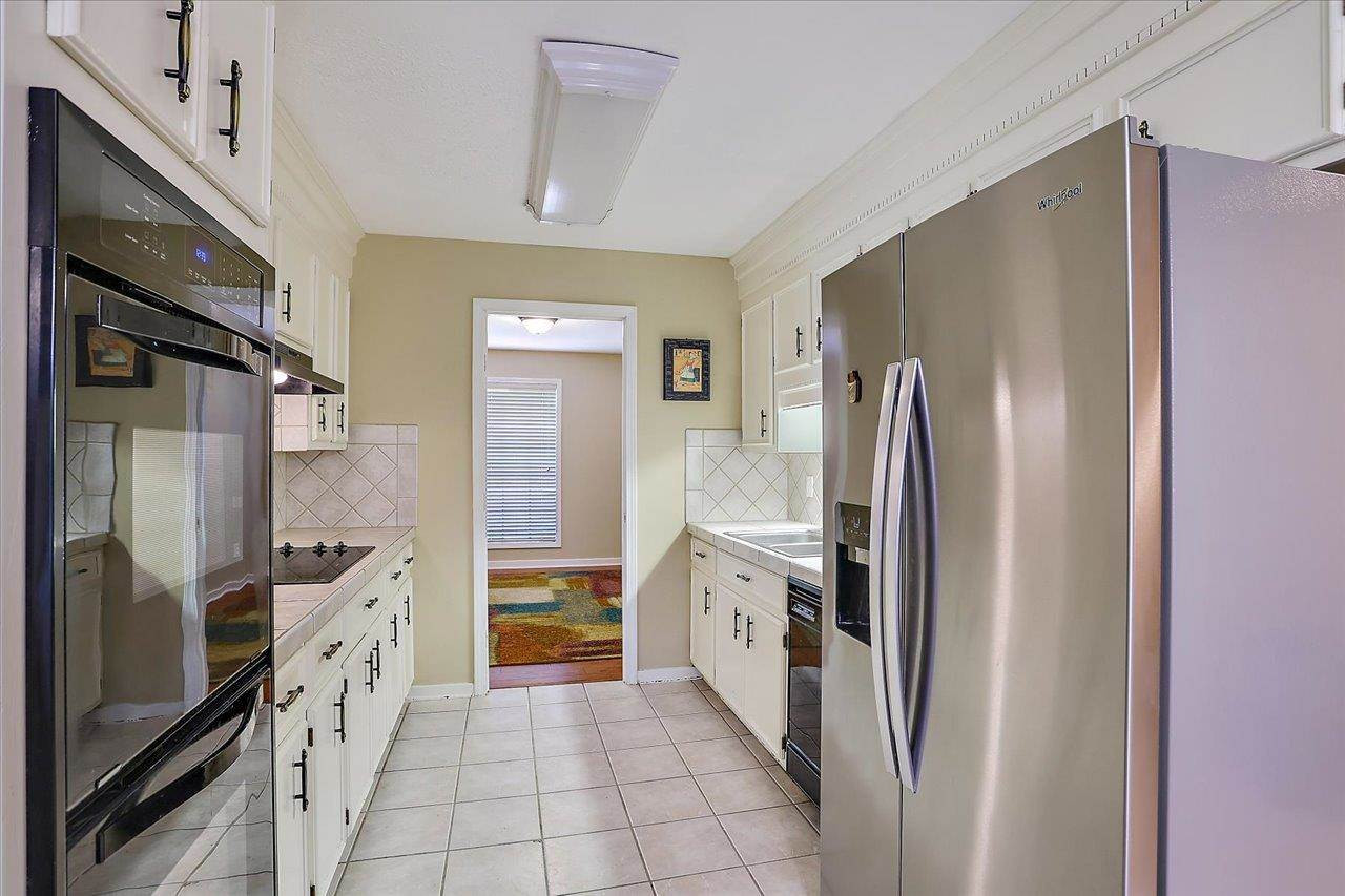 142 Longmeadow Road Brandon, MS 39042 - Photo 15 of 34 Photo 15