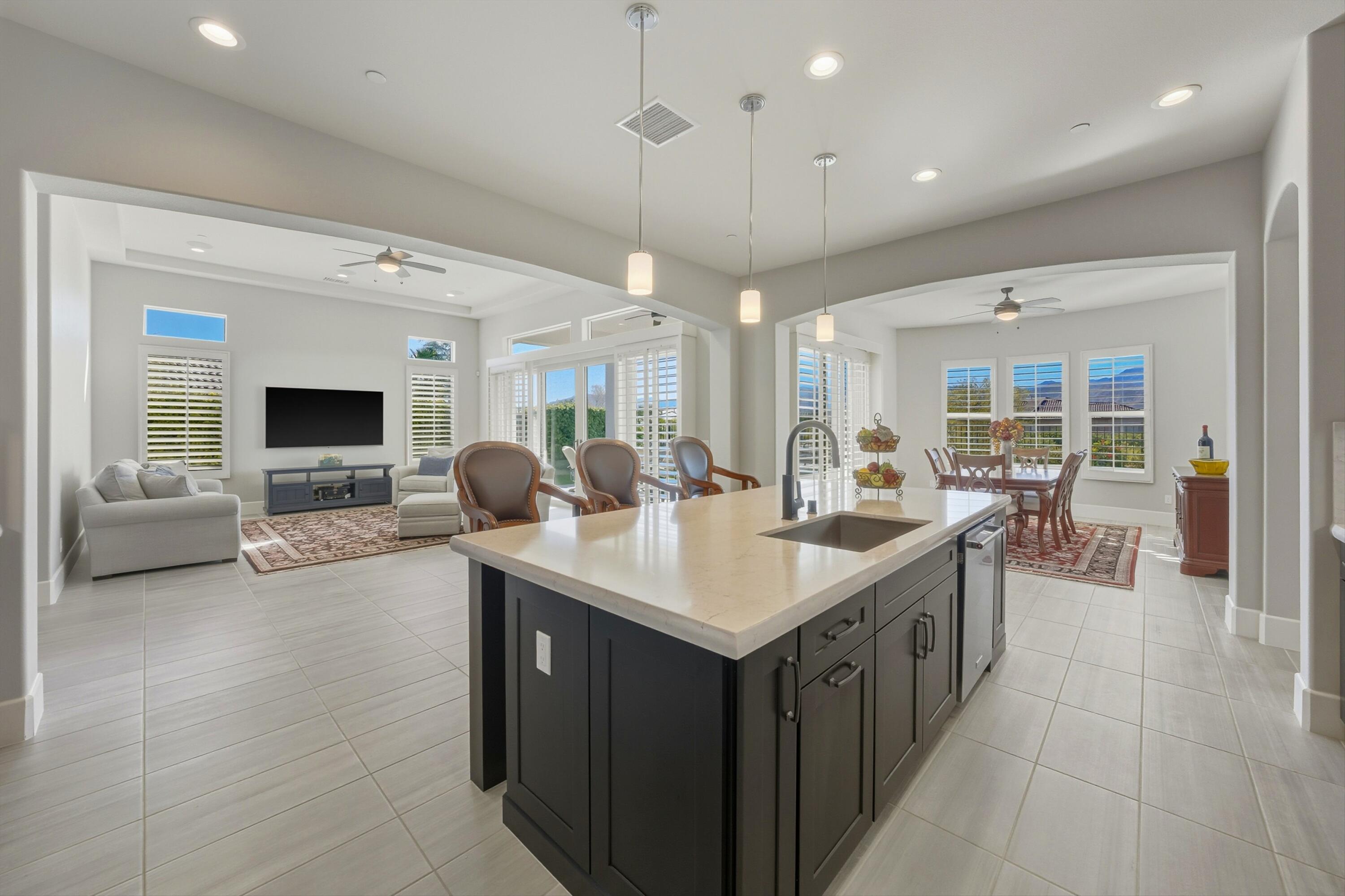 120 Cabernet Rancho Mirage, CA 92270 - Photo 14 of 41 25-109203488