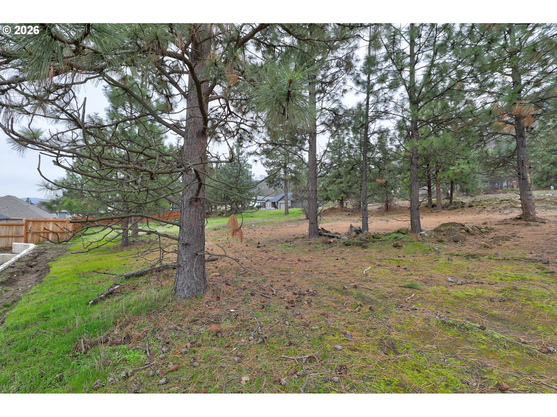 2425 West 15th Street, Unit 34 The Dalles, OR 97058 - Photo 5 of 10
