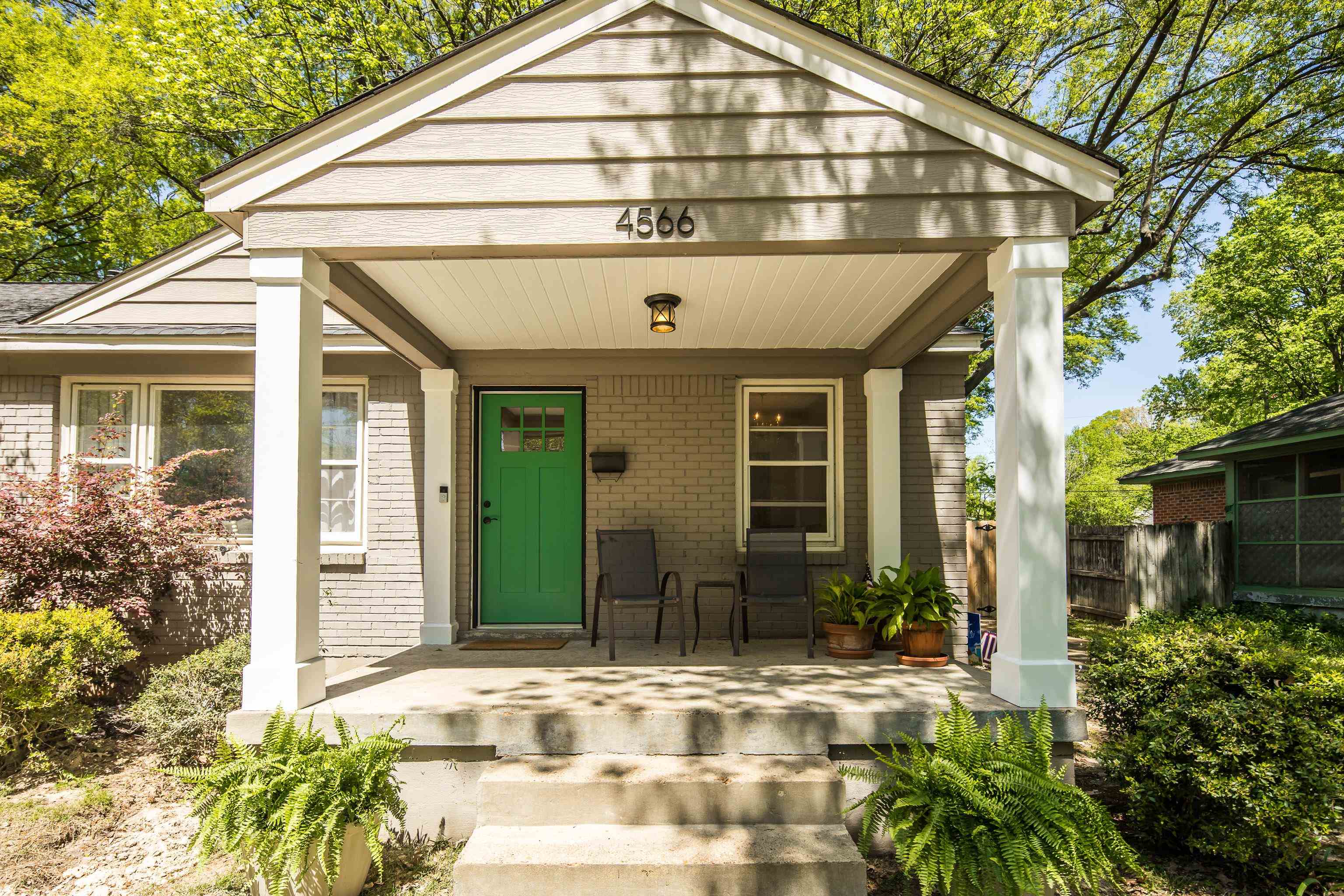 4566 Amboy Road Memphis, TN 38117 - Photo 5 of 29 front view of a house