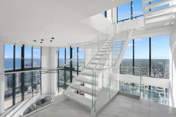 $50,000 | 1000 Brickell Plaza, Unit UPH6202, Miami, FL 33131