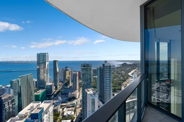 $50,000 | 1000 Brickell Plaza, Unit UPH6202, Miami, FL 33131