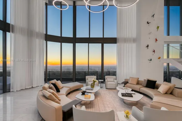 $50,000 | 1000 Brickell Plaza, Unit UPH6202, Miami, FL 33131