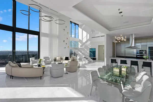 $50,000 | 1000 Brickell Plaza, Unit UPH6202, Miami, FL 33131