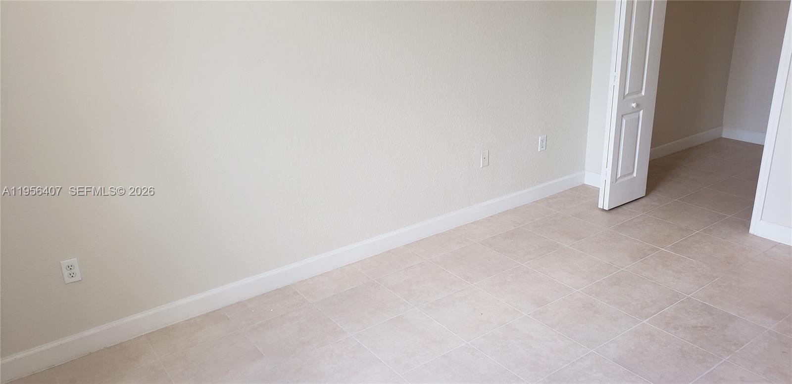 2811 Southeast 17th Avenue, Unit 202 Homestead, FL 33035 - Photo 53 of 71 a view of small space