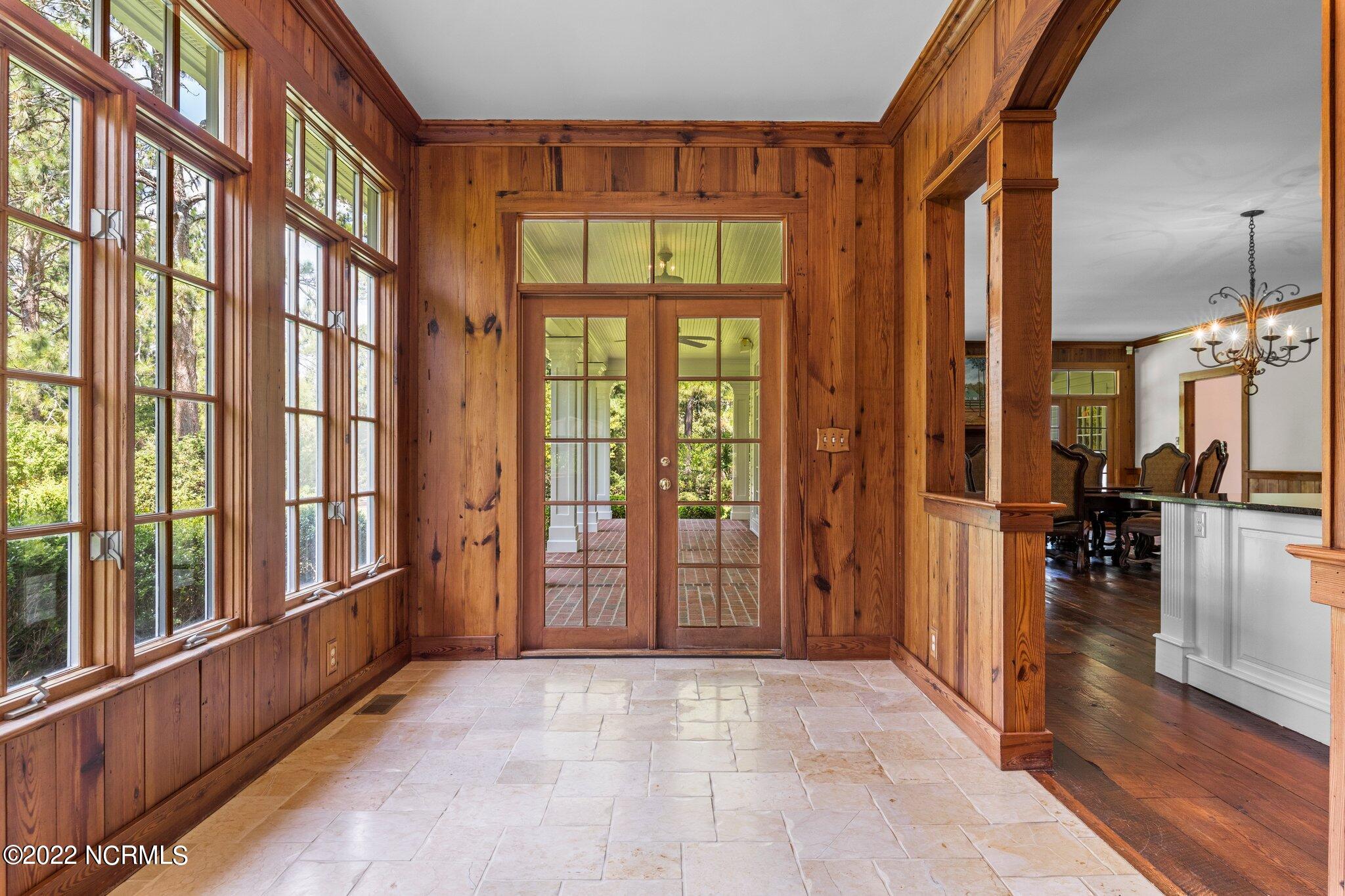 1382 Linden Road Aberdeen, NC 28315 - Photo 14 of 31 Carolina Room