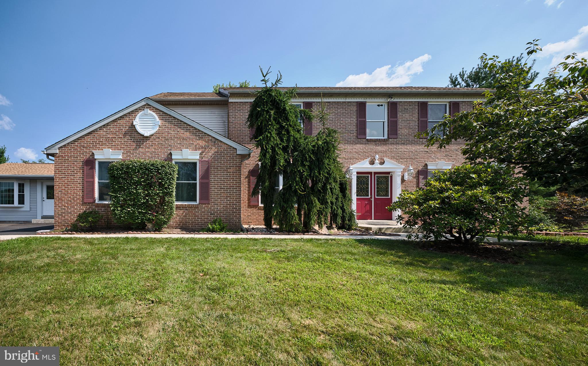 571 Constitution Road Lansdale, PA 19446 - Photo 1 of 46 Gallery Image 1