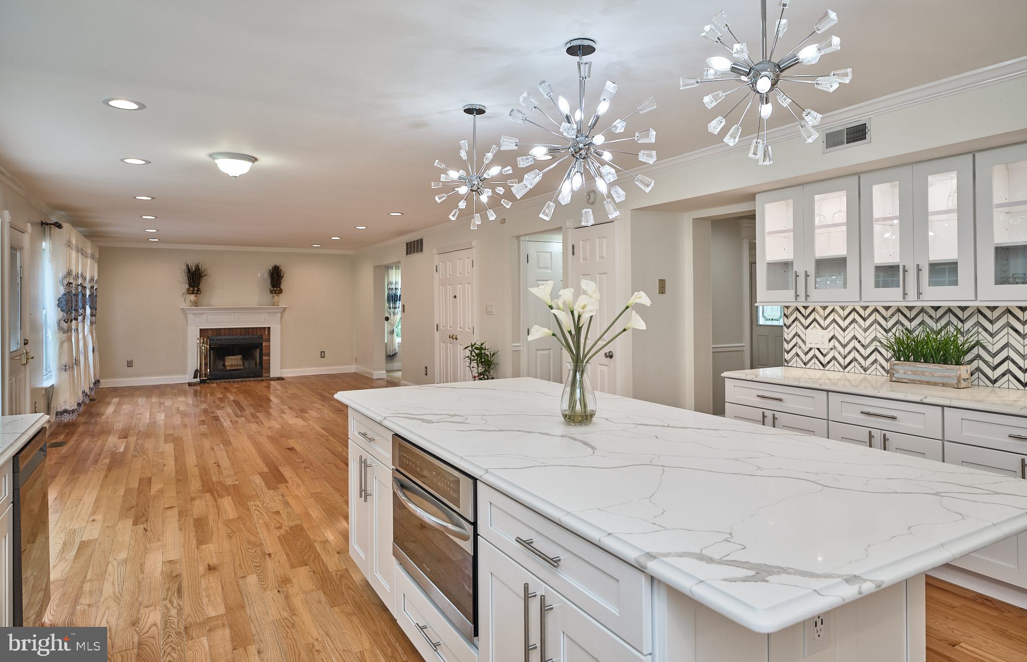 571 Constitution Road Lansdale, PA 19446 - Photo 19 of 46 Kitchen Looking Into Great Room