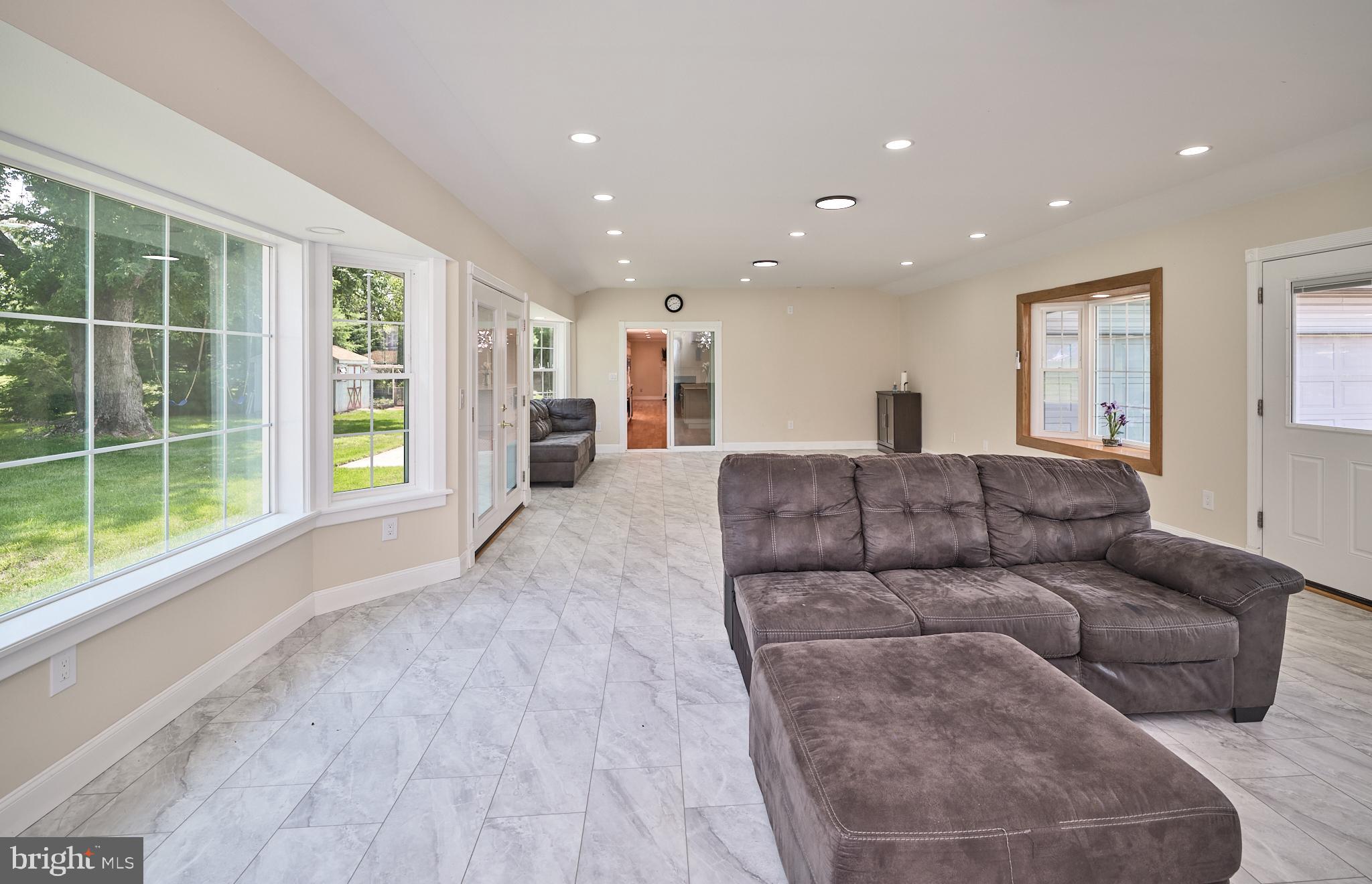 571 Constitution Road Lansdale, PA 19446 - Photo 26 of 46 Huge Sunroom