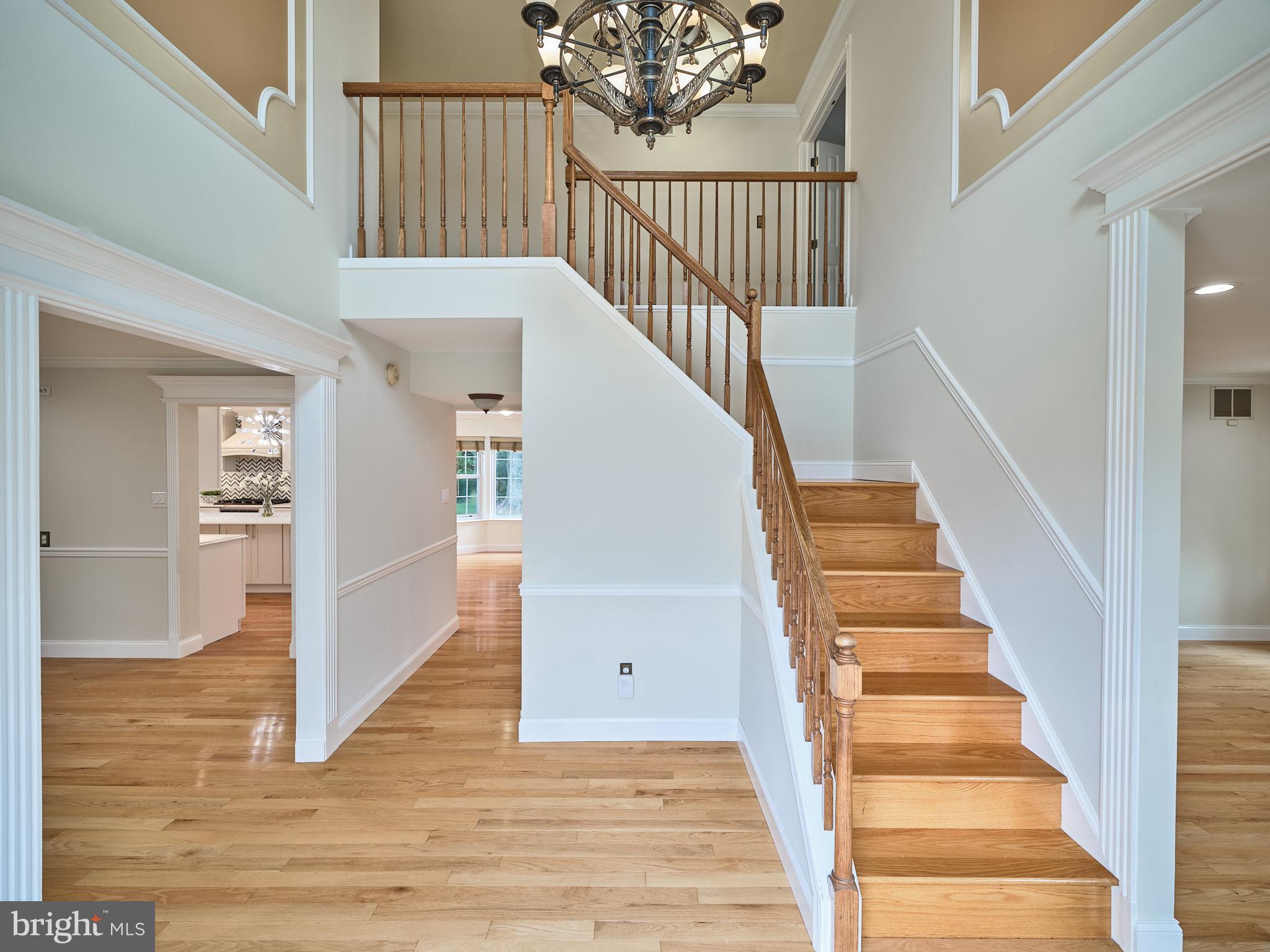 571 Constitution Road Lansdale, PA 19446 - Photo 5 of 46 Front Foyer