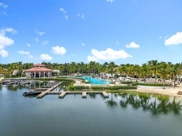 $965,000 | 10264 Porto Romano Drive, Miromar Lakes, FL 33913
