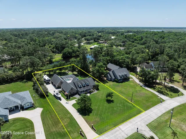 $800,000 | 5670 Bob White Trail, Mims, FL 32754