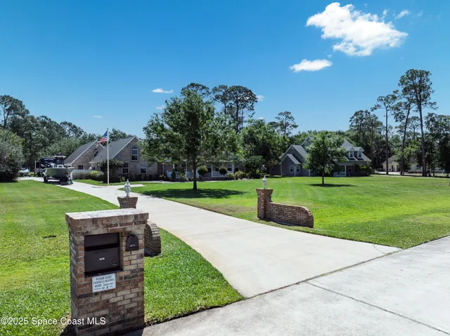 $800,000 | 5670 Bob White Trail, Mims, FL 32754