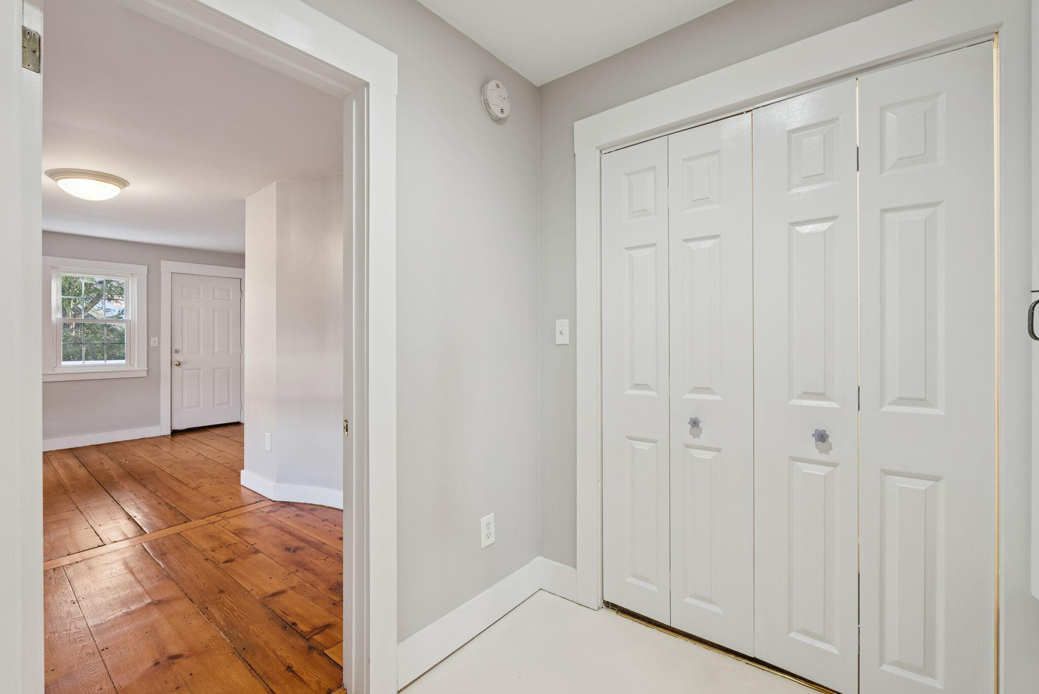 11 Parris Street, Unit 3 Portland, ME 04101 - Photo 18 of 39 34_DSC08287
