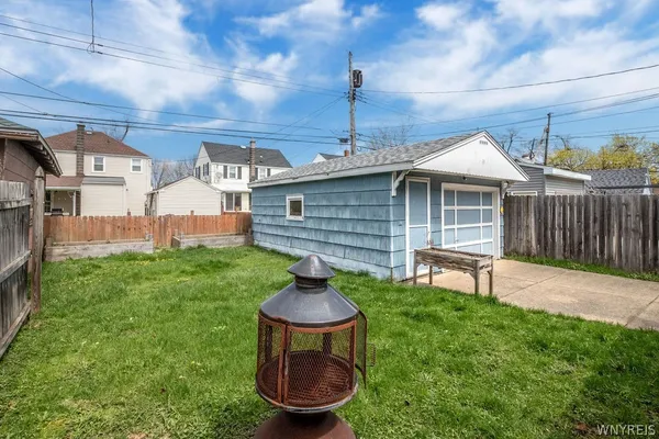 $237,900 | 342 Parkwood Avenue, Tonawanda, NY 14217