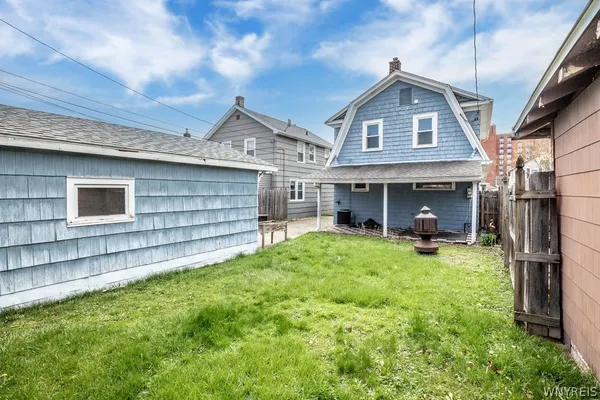 $237,900 | 342 Parkwood Avenue, Tonawanda, NY 14217