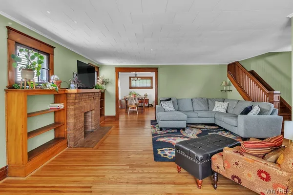 $237,900 | 342 Parkwood Avenue, Tonawanda, NY 14217