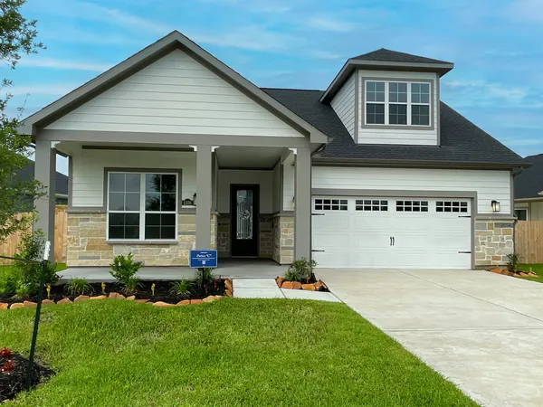 $450,000 | 1306 Hidden Oaks Drive, Tomball, TX 77375