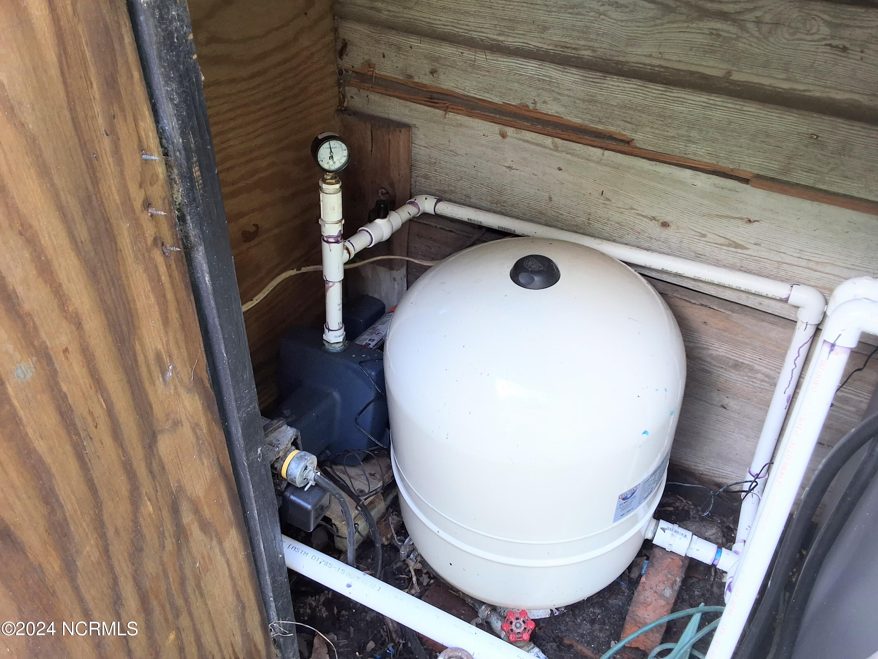 448 Evergreen Baptist Road Evergreen, NC 28438 - Photo 72 of 77 20240814_160904