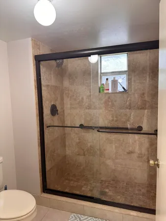 $2,000 | 6698 10th Avenue North, Unit 116, Lake Worth, FL 33467