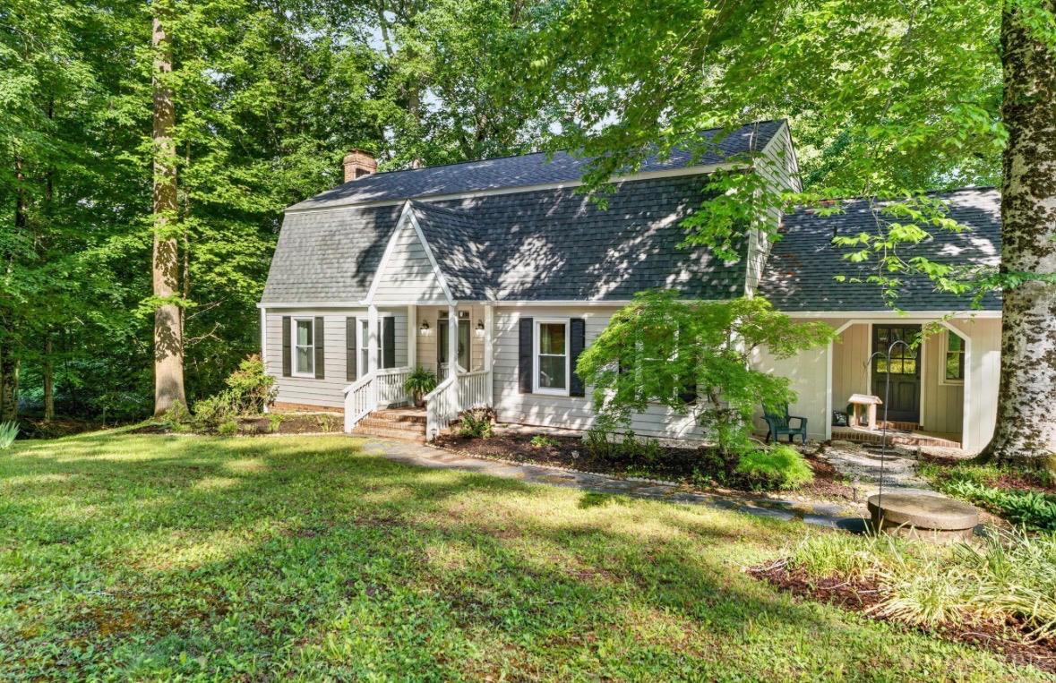 275 Fox Hill Road Rice, VA 23966 - Photo 3 of 58