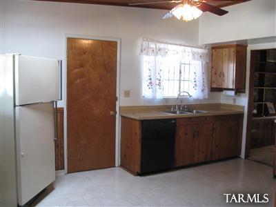 1115 East Navajo Road Tucson, AZ 85719 - Photo 6 of 10