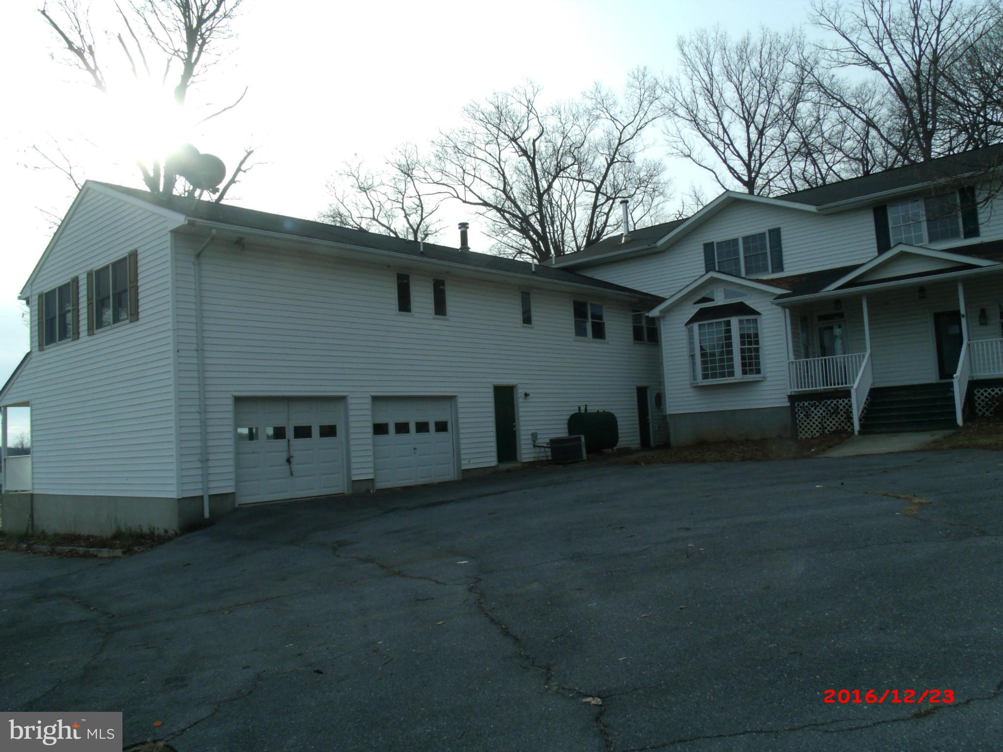 25725 Long Corner Road Gaithersburg, MD 20882 - Photo 2 of 22 Exterior (Rear)