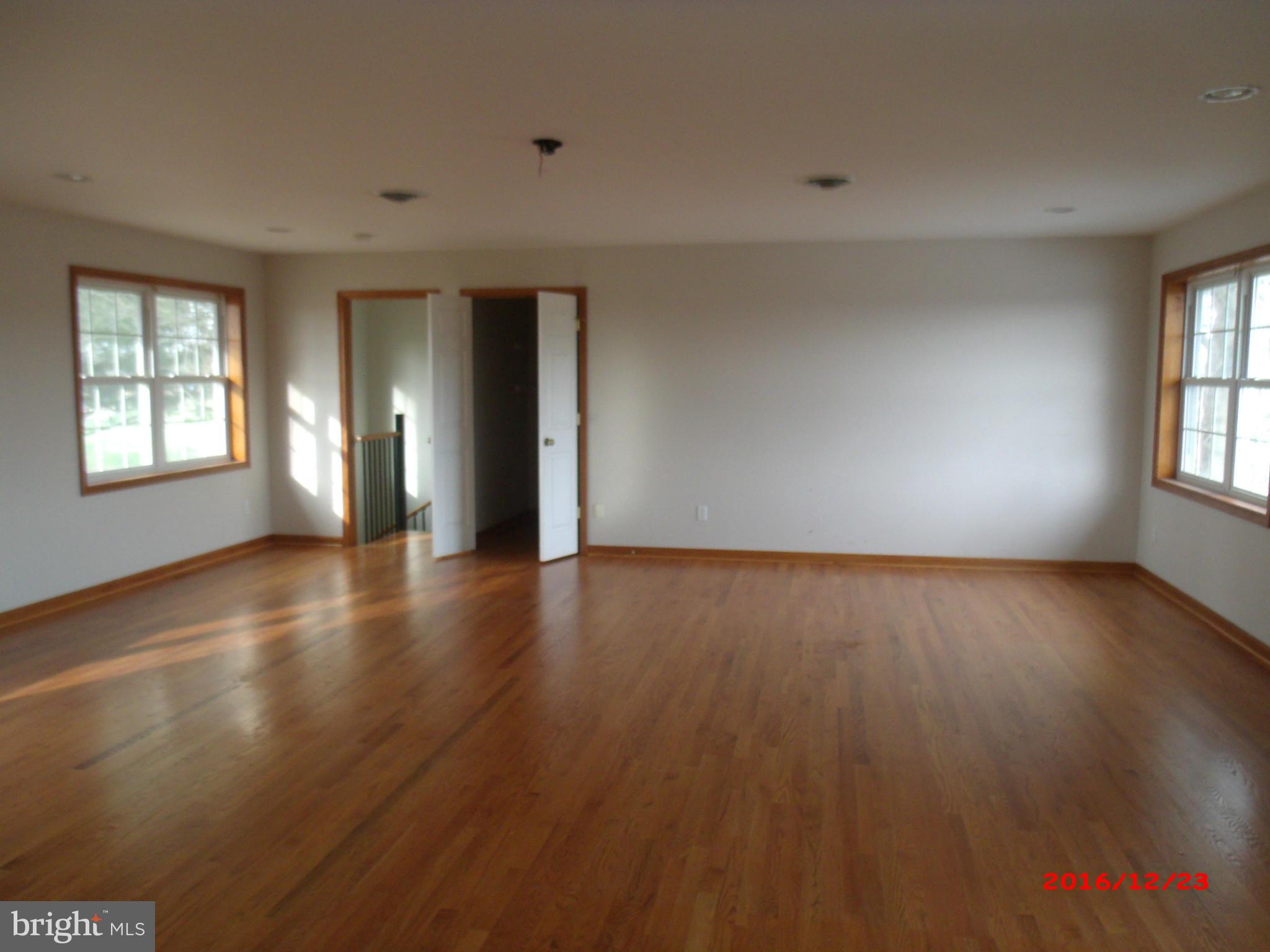 25725 Long Corner Road Gaithersburg, MD 20882 - Photo 21 of 22 Interior (General)
