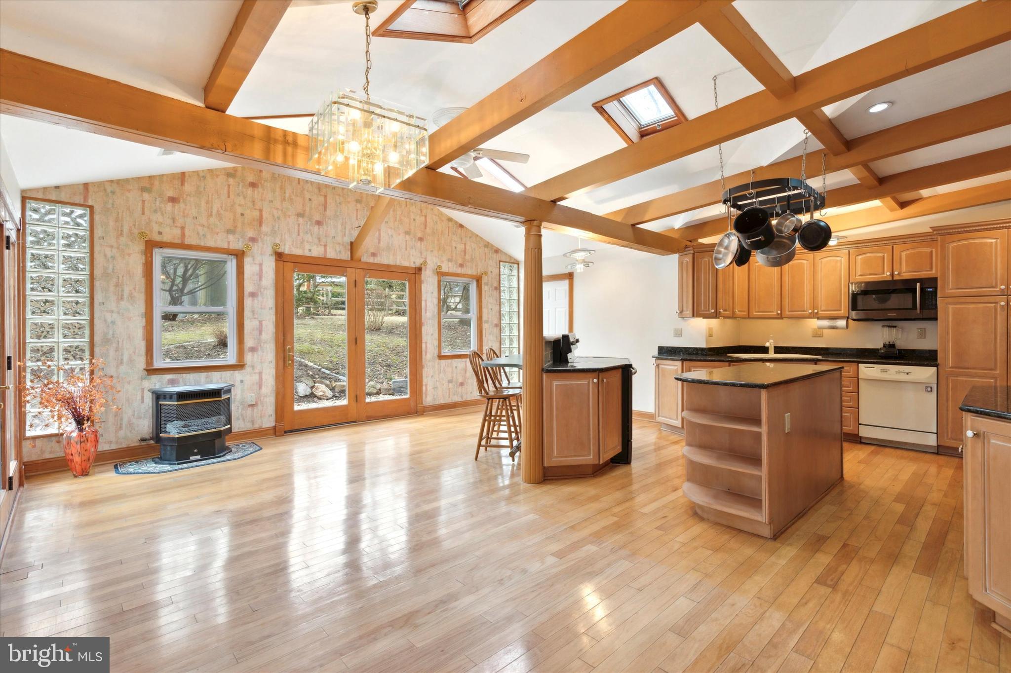 455 Sharon Drive Wayne, PA 19087 - Photo 13 of 36 large eat-in kitchen w dual access to patio