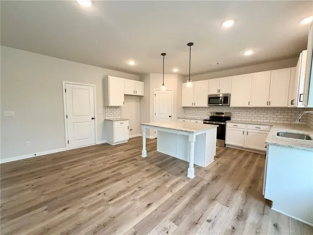 $2,775 | 2145 Valley Court, Lawrenceville, GA 30043