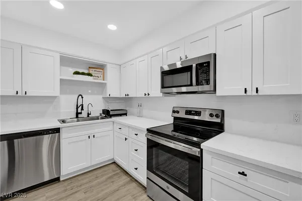$2,300 | 3151 North Soaring Gulls Drive, Unit 1103, Las Vegas, NV 89128