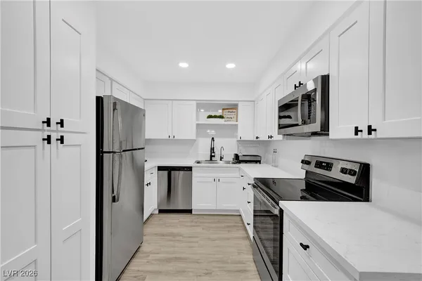 $2,300 | 3151 North Soaring Gulls Drive, Unit 1103, Las Vegas, NV 89128