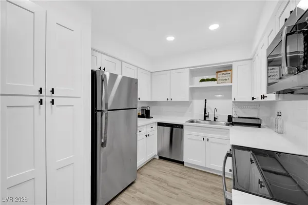 $2,300 | 3151 North Soaring Gulls Drive, Unit 1103, Las Vegas, NV 89128